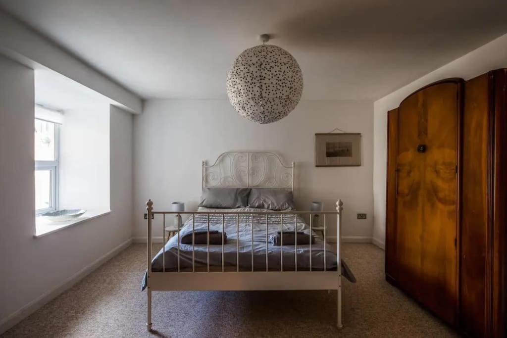 Spacious 2 Bedroom Apartment Near Seafront Πενζάνς Εξωτερικό φωτογραφία